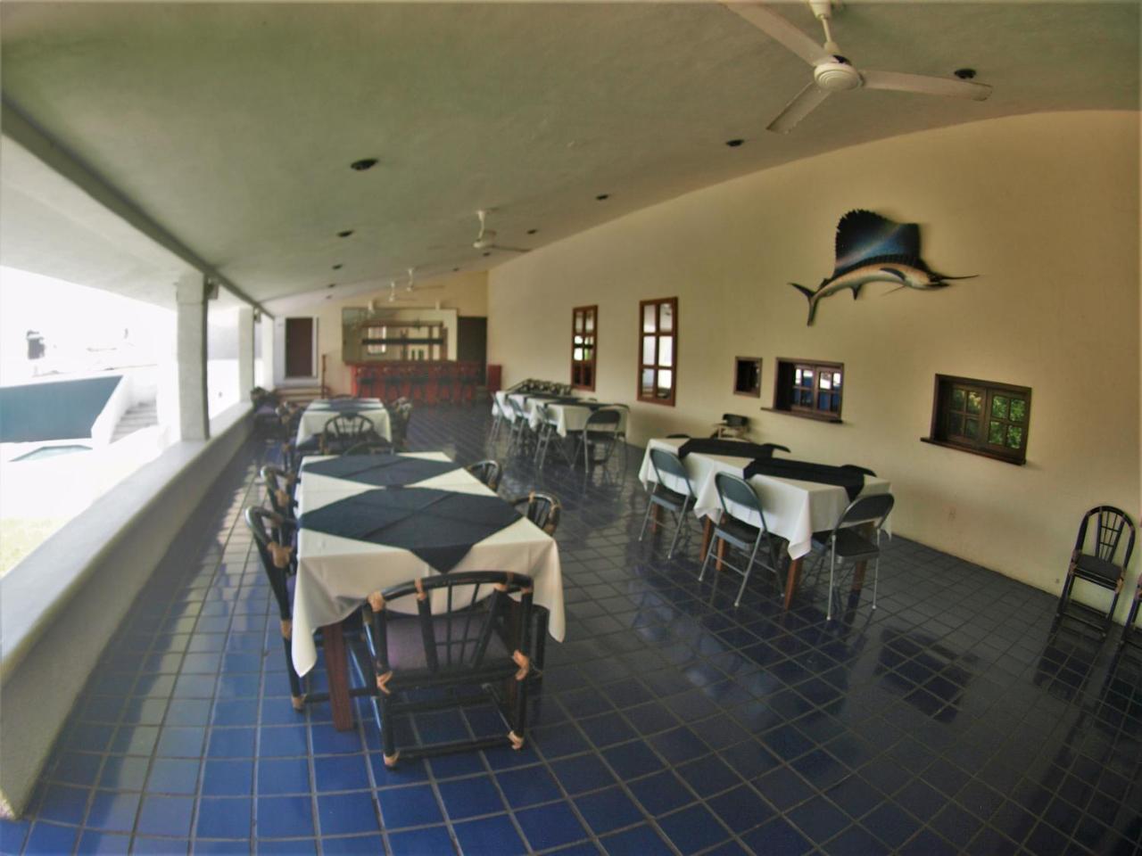 Suites Las Palmas Hotel Y Villas Manzanillo Exterior photo