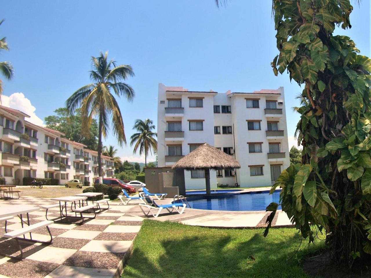 Suites Las Palmas Hotel Y Villas Manzanillo Exterior photo